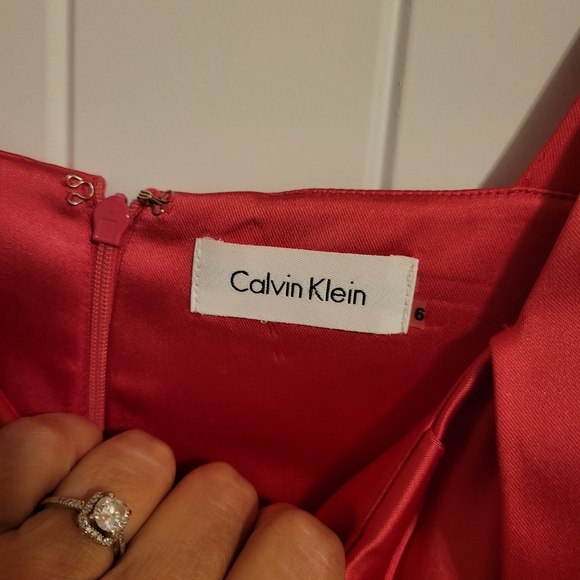 Calvin Klein Red Cocktail Dress Size 6 - Picture 3 of 6